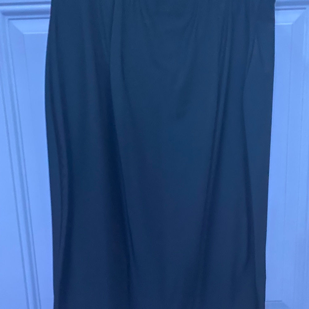 Black mid length skirt